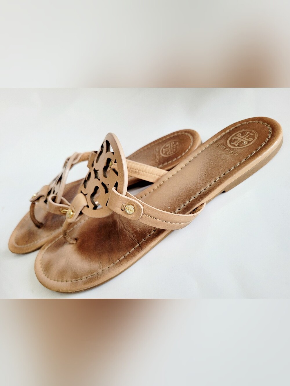 Tory Burch Miller Tan Calf Leather Logo Thong Sandals Almond Flour US 10 - Picture 7 of 16